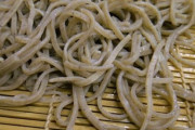 ぼく「わさびを蕎麦つゆに溶かさず、蕎麦に乗せて・・・」バカ「あっｗ」
