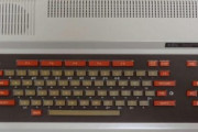 【レトロ】PC-6001用ゲーム「ワンダーハウス（令和版）」40年ぶりに復刻！メディアはカセットテープ