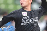 井ロ「佐々木は球界の宝だから100球で降ろすぞ！　ん？小島？」