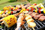 BBQが苦手な人たちの叫び→「役割分担強いられる」「知らない人が来る異業種交流会」