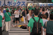 外国人「渋谷に緑の服を着た謎の集団がいた…一体何者なんだ？」