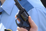 警察官が点検中に拳銃を誤射、弾が込められていることを忘れて引き金を…大阪府警摂津署！