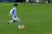 【GIF】久保のゴールもうまかったけどシルバの守備からのパスもヤバい件ｗｗｗｗｗｗｗ