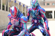 【仮面ライダーリバイス】時期的に最終フォームなんだろうけど結構シンプルなデザインしてるな