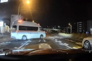 【動画】救急車が出ようとしているのに誰も譲ろうとしない千葉県民。