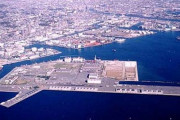 米軍施設「横浜ノースドック」に小型揚陸艇部隊を配備…「基地強化、認められない」反対市民ら抗議集会！
