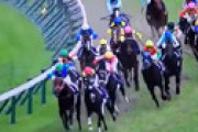 【動画】「宝塚記念」 オーソリティが馬場入場後に故障判明で競争除外、場内騒然 ⇒ タイトルホルダーがレコードで制す