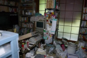 【ヤバイ】20年ぶりに実家に帰省して俺の部屋に入った結果ｗｗｗ（※画像あり）
