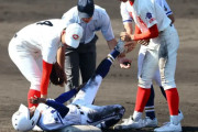 しゃく熱の甲子園　日中の試合で足つる選手が続出…　兵庫県内は熱中症警戒アラート　担架で運ばれる選手も