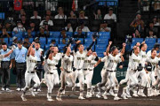【高校野球】ミラクル大社が劇的サヨナラ勝ちで93年ぶり8強入り！死闘延長11回タイブレーク制す　エース馬庭の涙の149球熱投＆決着の劇打