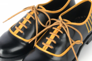 「銀魂」真選組の隊服をイメージした“レースアップシューズ”が登場！フォーマルからカジュアルまで幅広く対応してくれる逸品