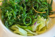 外国人「日本食の海藻サラダ、どうすればこれ入手出来るの？」