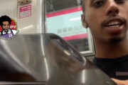 日本の列車の中で黒人が日本にまた核爆弾を落とすと脅迫映像波紋＝韓国の反応