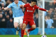 遠藤航、デブライネ封じに奮闘！リバプールはマンCとのプレミア天王山を1-1ドロー（関連まとめ）