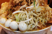 【画像アリ】りーぬ、ラーメン二郎に興味津々