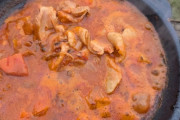 キャンプする時って言うほどカレー作るか？