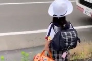 海外「日本人のマナーは神レベル」幼稚園児が送迎バスに乗る様子を撮影した動画が海外で話題に