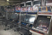昨日ゲーセンで変なジジイに絡まれたんだが