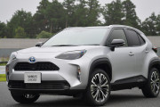 【朗報】トヨタ・ヤリスクロス、異例の大ヒット　ごつい車ブーム到来へwwwwwwwwwww