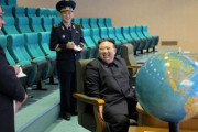 「在韓米軍基地、ソウルを撮影」金正恩総書記が笑顔で確認…偵察衛星の作動をアピールか！
