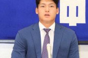 中日石川昂弥、175万円減の1100万円でサイン