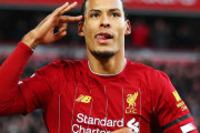 【プレミアリーグ】ファン・ダイク、英国ファンが選ぶ2019年最優秀選手に！