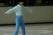 10歳で連続ジャンプも2Aも完璧、シット・ビールマンスピンの回転速度も超一流！コーチも『天才』『五輪目指そう』と驚愕した羽生結弦選手の幼少期からの圧倒的スーパースターぶり。