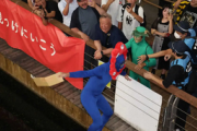 【野球】大阪市「阪神優勝したので道頓堀川の水位上げときました」