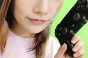 後藤真希、ゲームコントローラーをもった“微笑みSHOT”に「髪伸びたね」「かわいすぎる」の声