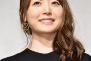 【悲報】花澤香菜(31歳)さん、化粧が濃くなる