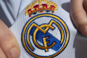 レアル・マドリーが新2ndユニ発表! 退団報道の選手がモデル役として着用