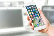 【疑問】iPhoneが女さん達の御用達スマホになった理由ｗｗｗ