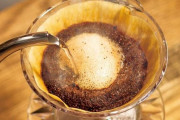 冷凍庫でコーヒー豆の保存は正解！？　→　プロはやらないコーヒーのいれ方がヤバい・・・
