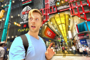 海外視聴者「広いね！」「買い物パラダイス！」アメリカ人が大阪の都心部の商店街に驚き