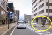 【車載】滋賀県民、横断歩道に歩行者がいるのに11台連続誰も止まらない。