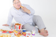 「ジャンクフード」食った後って分かりやすく身体の調子悪くなるよな