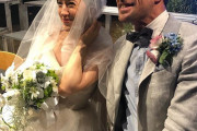 滝川クリステル「無事に結婚式終えました」 花嫁姿&弟との2ショットも公開