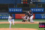 【海外の反応】韓国野球で喉にボールを食らったキャッチャーが失神【KBO】