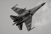 【戦況】ロシアの最新鋭戦闘機が撃墜映像が流出「自国の防空システムに撃ち落とされてるやん(笑)」