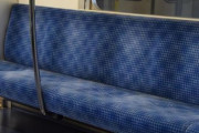 電車で他人に席譲る偽善者って何が目的なんだろうなｗｗｗｗｗｗｗｗ