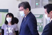 男子生徒（16）から告白され交際していた県立特別支援学校の女性教諭（41）を懲戒処分。保護者は交際を認めていた