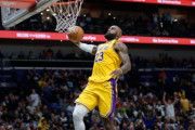 【NBA】レブロン・ジェームズ、23年目の圧倒的ダンク集