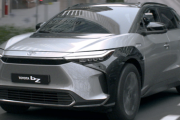 【悲報】トヨタ、初の量産EV「bZ4X」を国内は当面販売せず、サブスク限定で提供へ