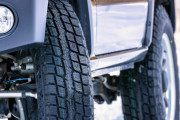 四駆車だけど、スタッドレスタイヤ買ったほうがいい？？
