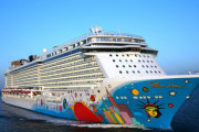 米クルーズ船で10人コロナ陽性 3200人乗船