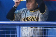 阪神　岡田監督「昨日からノイジーも、ちょっとおかしいしな。おーん」首位陥落