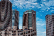 【画像】マンションの上にマンションを建てたマンション、お前らの想像する10倍くらいヤバいぞｗｗｗｗｗｗｗｗ