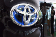 トヨタ、世界販売2年連続首位「フォルクスワーゲン」上回る
