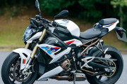 27歳独身で200万のバイク買うの渋ってるんだが