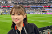 【芸能】影山優佳、歴代最多得点を更新したメッシのゴールを現地で生観戦！　大喜びの様子が「可愛すぎ」　ミニ丈のワンピ姿で満喫